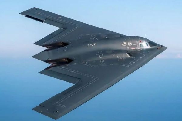 米軍が「B-2」爆撃機をグアムへ移動、イランへの攻撃準備か?