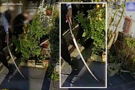 日本刀で子供を殺した狂気の男、逮捕されまいと抗う様子が凄まじい【イギリス】