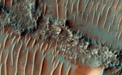 火星は想像以上に水が豊かだった？1万6000kmに及ぶ川床の痕跡を発見