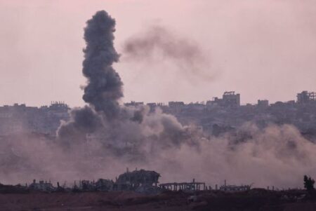 イスラエル軍、ガザ地区で54人のパレスチナ人を殺害、レバノンやシリアも空爆
