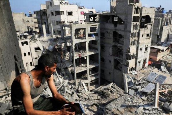 イスラエル軍の攻撃により、ガザ地区で138人のパレスチナ人が死亡