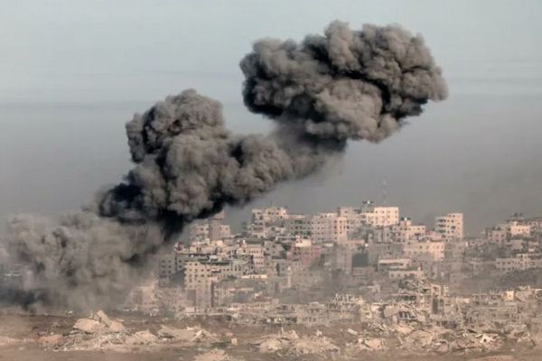 ガザ地区でイスラエル軍が116人を殺害、3人の子供が栄養失調で死亡