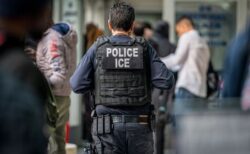 米移民関税執行局、グリーンカードを紛失した82歳の男性を拘束、グアテマラへ追放