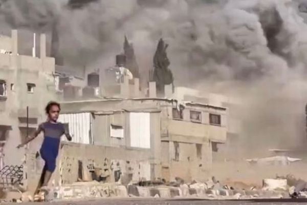 ガザ地区でイスラエル軍が94人のパレスチナ人を殺害、カトリック教会も攻撃