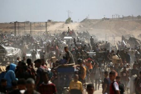 ガザ地区でイスラエル軍の攻撃により92人が死亡、6人が餓死