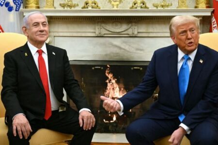 トランプ大統領、「ハマス」への軍事的圧力強化でネタニヤフ首相に同意