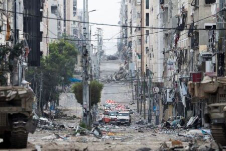 イスラエル軍、ガザ地区のパレスチナ人を南部へ強制移住させる準備を開始