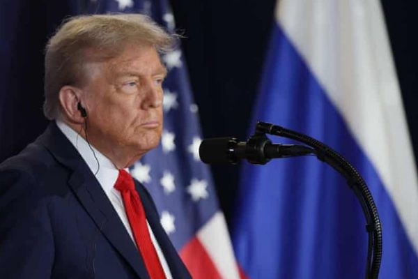 ロシアとの首脳会談後、トランプ氏がウクライナに東部地域の放棄を要求