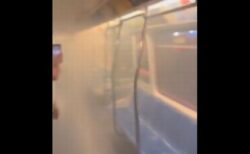 地下鉄で火災が発生、乗客たちが慌てて避難【アメリカ】