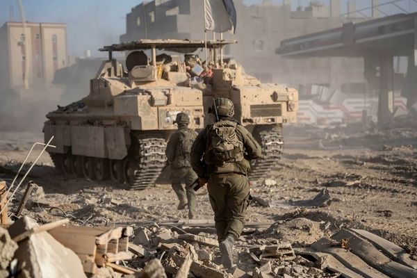 イスラエル軍の攻撃によりガザ地区で91人が死亡、ガザ市では76人が殺害される