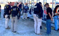 ICEが韓国自動車メーカーの工場を捜索、約475人の労働者を拘束