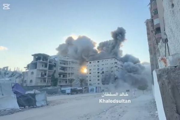 イスラエル軍、ガザ市で50棟の建物を破壊、すでに10万人が避難か
