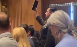 米外交委員会で元陸軍将校らが抗議の声、ガザ地区でのジェノサイドを非難