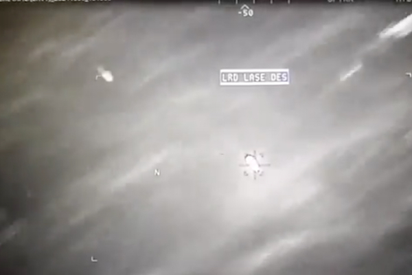 軍のミサイルがUFOにはね返される映像、米議会の情報開示審理で公開される