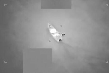 米軍がカリブ海を航行する船舶を再び攻撃、6人を殺害