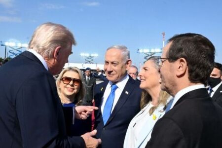 トランプ氏、イスラエルの大統領にネタニヤフ氏の恩赦を促す