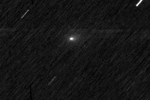 恒星間天体の「アトラス彗星」が太陽系に接近、今までに分かっていることは?