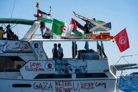イタリア海軍のフリゲート艦が、「グローバル・スムード船団」への支援を中止