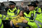 「パレスチナ・アクション」を支援するデモ、英警察が約500人を拘束