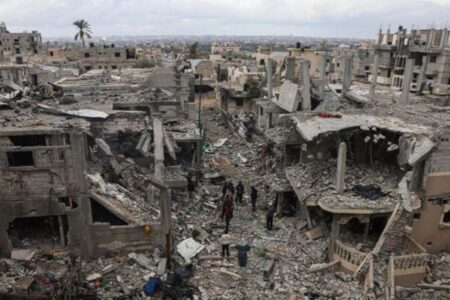 イスラエル軍、ガザ地区中部で空爆、全域で6人のパレスチナ人が負傷
