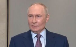 プーチン大統領が米政府の制裁に屈しないと発言、経済への影響も認める