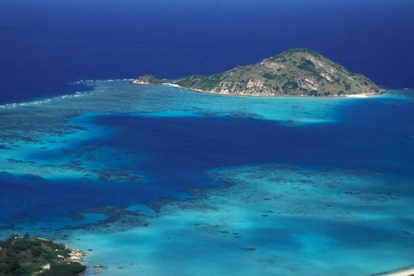 クルーズ船により島に置き去りにされた高齢女性、遺体で発見される