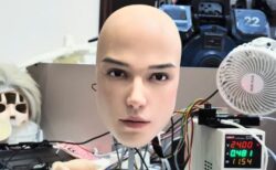 リアルな人間の表情を浮かべるロボット、中国企業が開発【動画】
