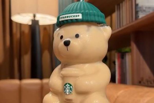 「スターバックス」の限定カップが大人気、販売と同時に完売