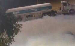 オクラホマ州で、タンクローリーからアンモニア・ガスが漏れ、数十人が負傷