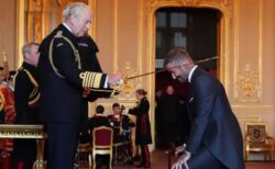 英国王が、デビッド・ベッカム氏に「ナイト」の称号を授与