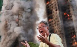 香港の高層マンションで大規模な火災、少なくとも44人が死亡