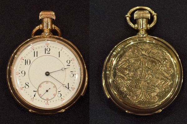 タイタニック号で死んだ愛し合う夫婦の金時計が3億6500万円で落札