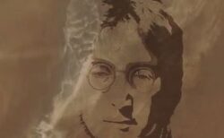 スペインで描かれた、ジョン・レノンのサンドアートが見事