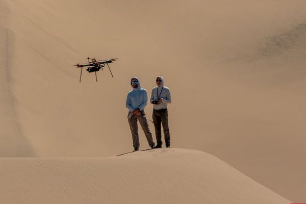 NASAが火星を飛行する次世代型のドローンを開発、砂漠地帯でテスト