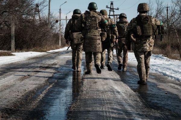 ウクライナ軍、激戦が続く東部のシベルスクから撤退