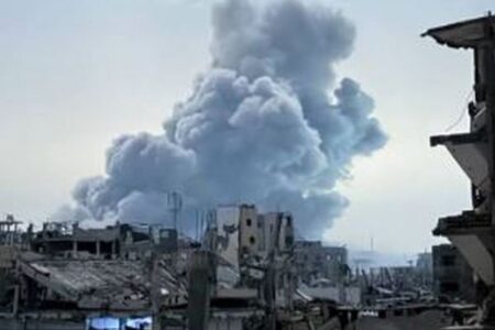 ガザ地区でイスラエル軍のドローンが、高齢者の女性や息子を追跡し、殺害