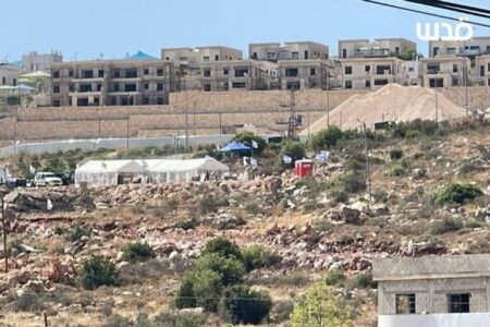 英・独・カナダ・日本など14カ国が、イスラエルによる19の入植地承認を非難