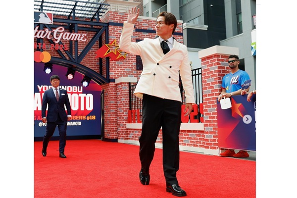 山本由伸、米Vogue誌『2025年ベストドレッサー55人』に日本人唯一の選出