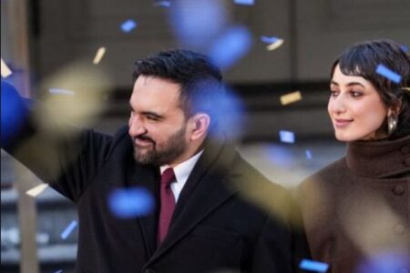 マムダニ氏が就任式で宣誓、NY市で初めてイスラム教徒の市長が誕生