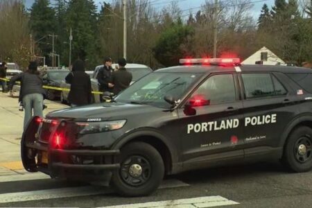 オレゴン州でも税関・国境警備局の職員が2人に銃を発砲、男女が病院へ搬送