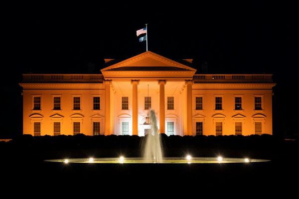 トランプ大統領の支持率が37％に低下、最新世論調査