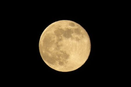 米スタートアップ企業が、月面ホテルの宿泊予約受付を開始