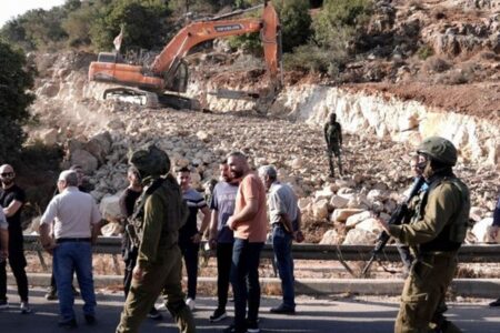 イスラエルがヨルダン川西岸地区の統制を強化、世界各国が反発