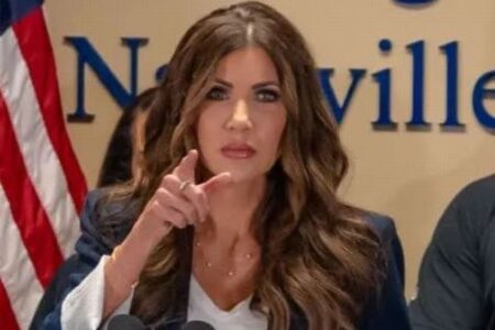 米国土安全保障省、IT企業に対し、反ICEの個人情報を提出するよう命令