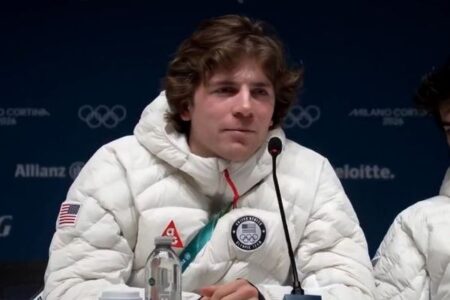 トランプ氏、政策を批判したオリンピック選手を「真の負け犬」と投稿