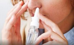 鼻スプレーの薬がインフル予防に効果、臨床試験で確認