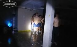 【動画】アメリカの大学で警察官が目撃した“新入生いじめ”が、まるでホラー映画