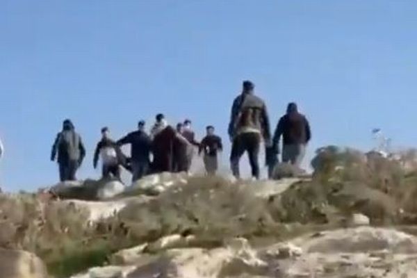 イスラエルの不法入植者が、パレスチナ系アメリカ人の若者を射殺