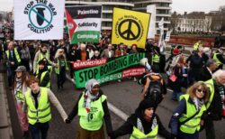 米とイスラエルによるイラン攻撃の停止を求め、ロンドンで5000人がデモ行進