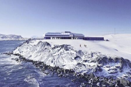 南極大陸が過去30年で、約1万3000平方キロメール分の氷を喪失